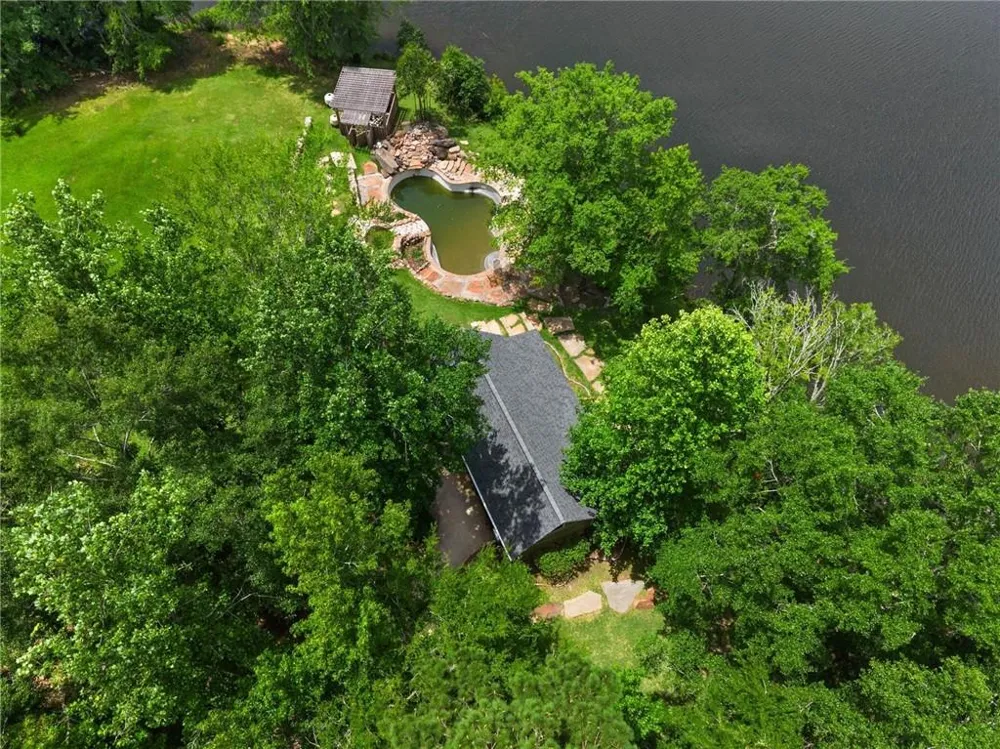 5098 Crescent Road Dry Branch, GA 31020