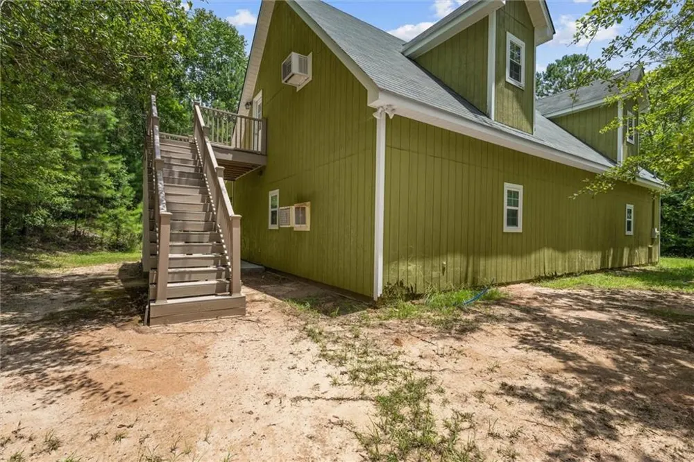 5098 Crescent Road Dry Branch, GA 31020