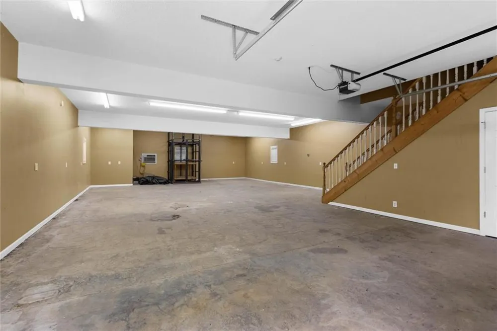 5098 Crescent Road Dry Branch, GA 31020
