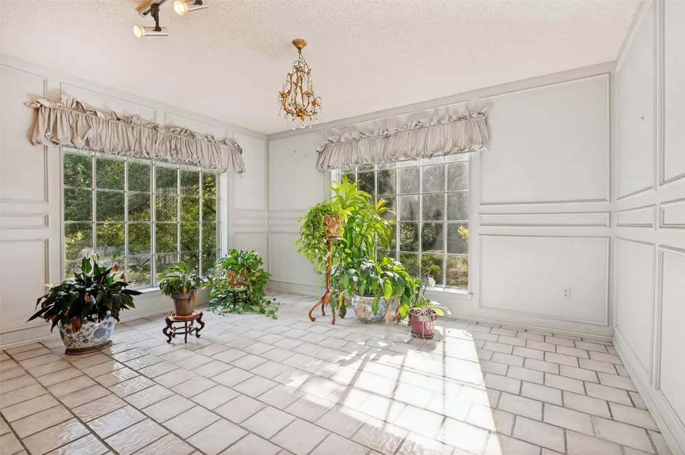 406 Dula Circle Duncanville, TX 75116