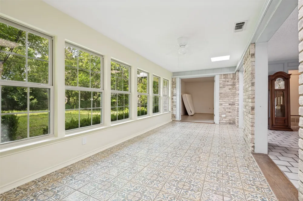 406 Dula Circle Duncanville, TX 75116
