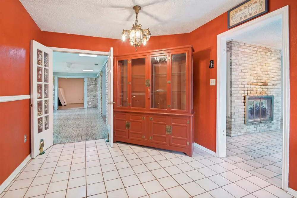 406 Dula Circle Duncanville, TX 75116
