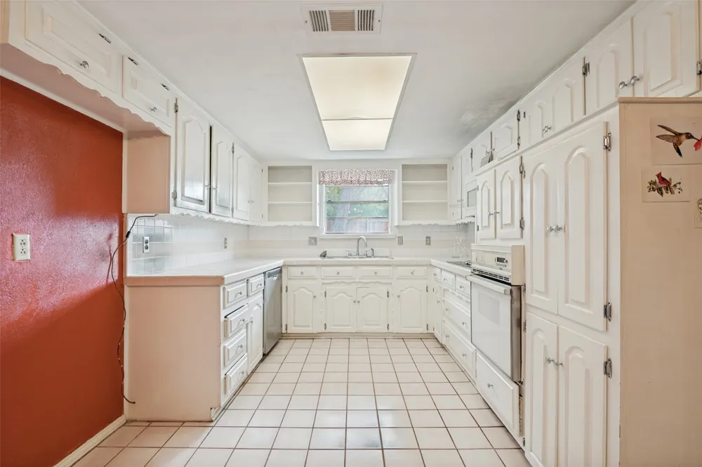 406 Dula Circle Duncanville, TX 75116