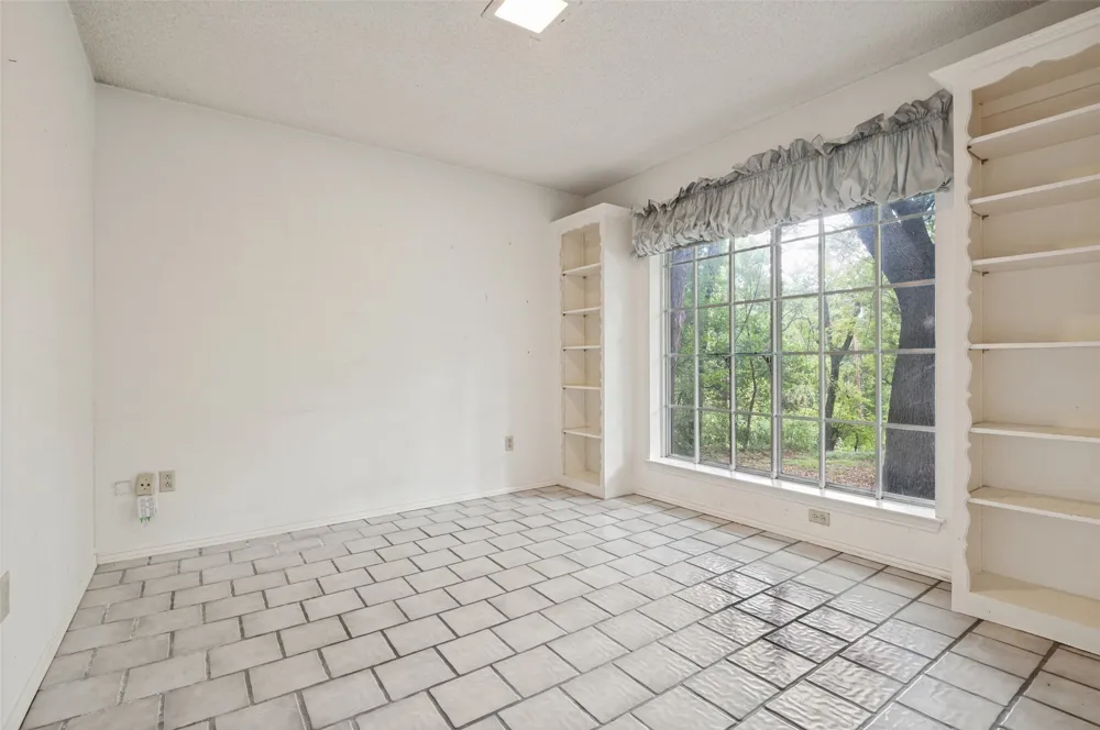406 Dula Circle Duncanville, TX 75116