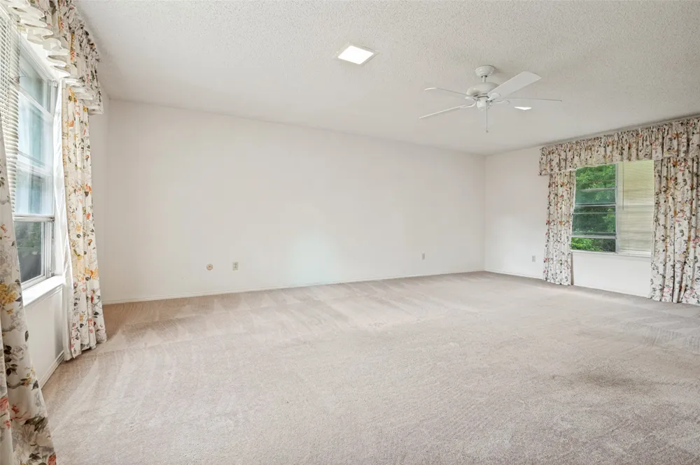 406 Dula Circle Duncanville, TX 75116