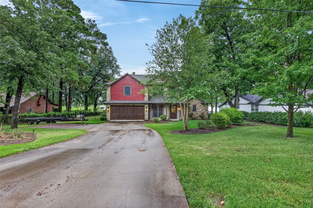 416 Forest Lane Gun Barrel City, TX 75156