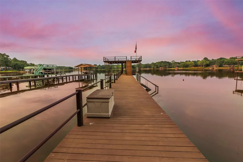 416 Forest Lane Gun Barrel City, TX 75156
