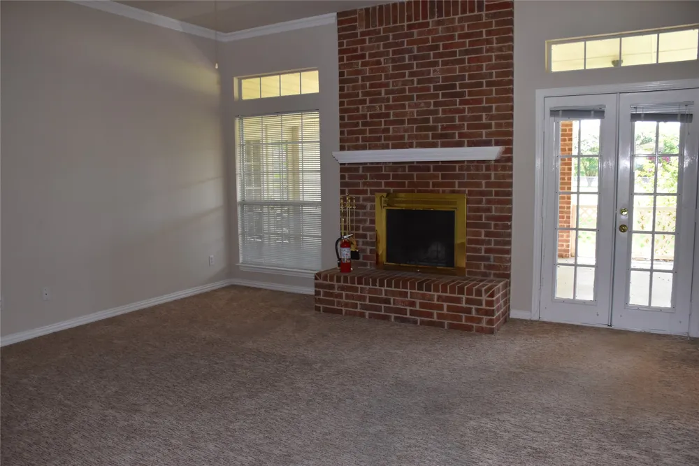 4017 Windmill Ridge Circle Red Oak, TX 75154