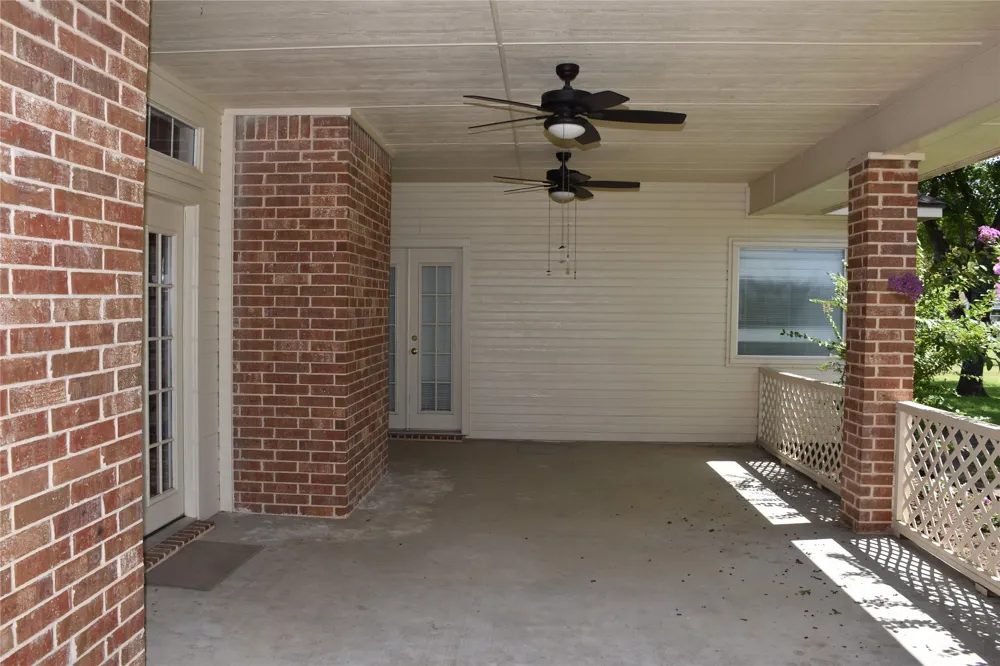 4017 Windmill Ridge Circle Red Oak, TX 75154
