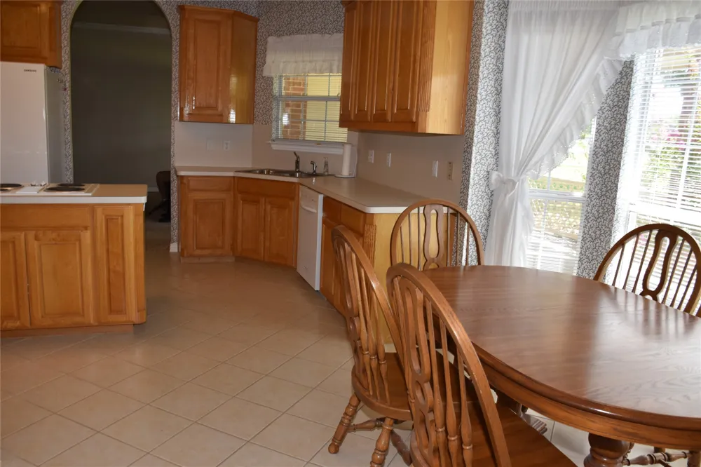 4017 Windmill Ridge Circle Red Oak, TX 75154