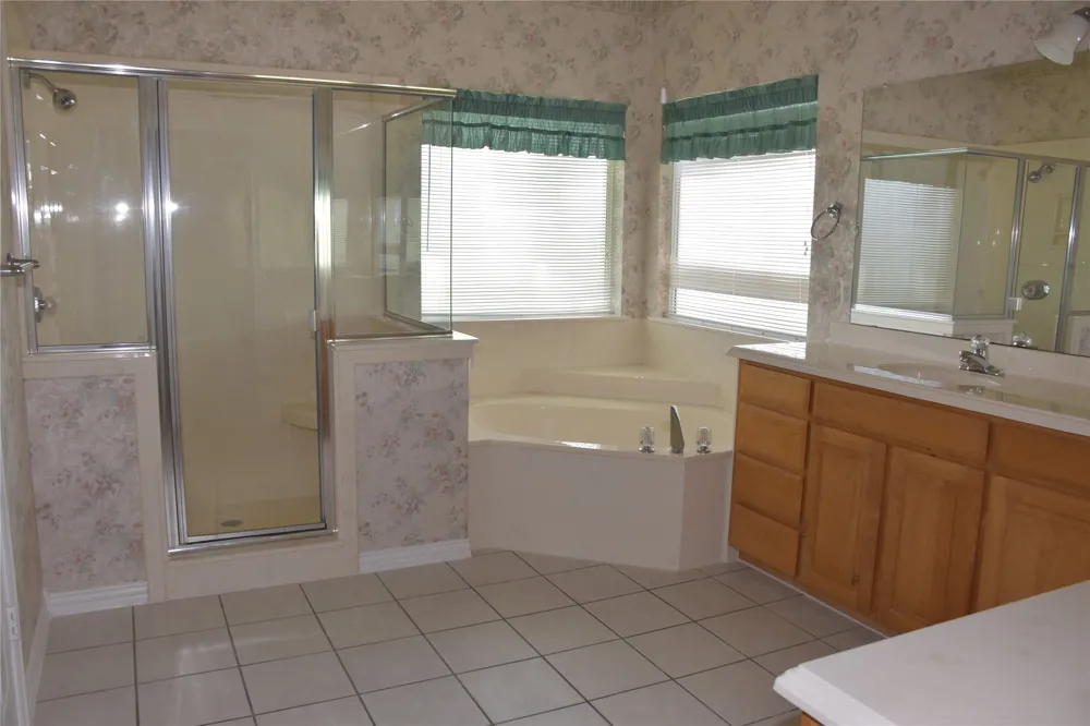 4017 Windmill Ridge Circle Red Oak, TX 75154