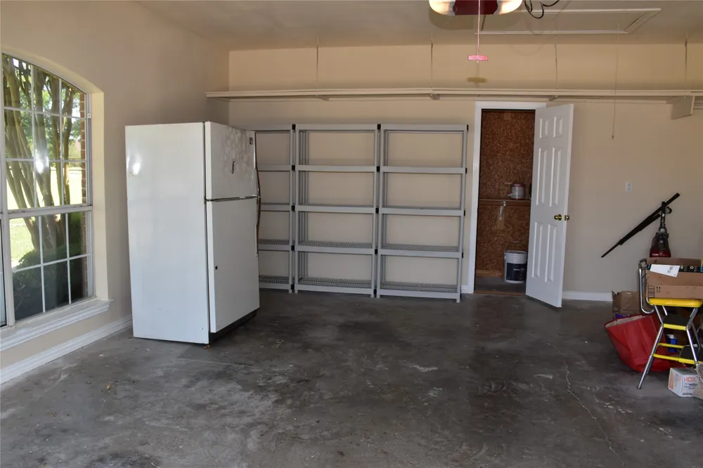 4017 Windmill Ridge Circle Red Oak, TX 75154