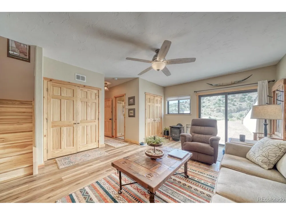 254 Bandito Trl Florence, CO 81226