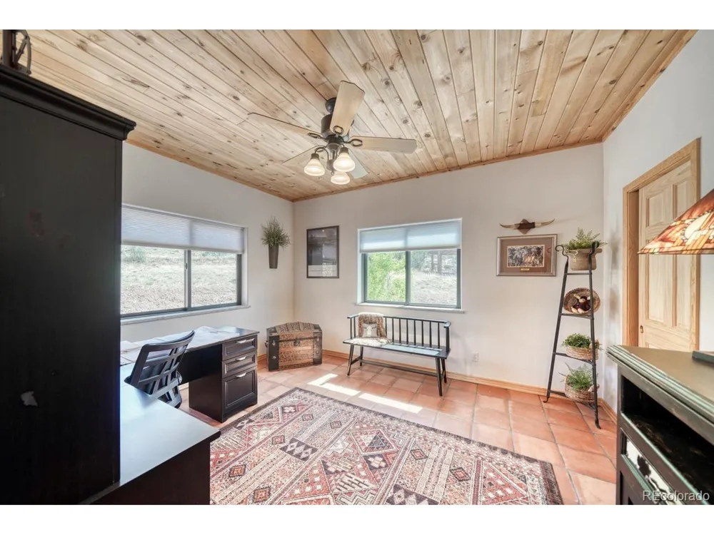 254 Bandito Trl Florence, CO 81226