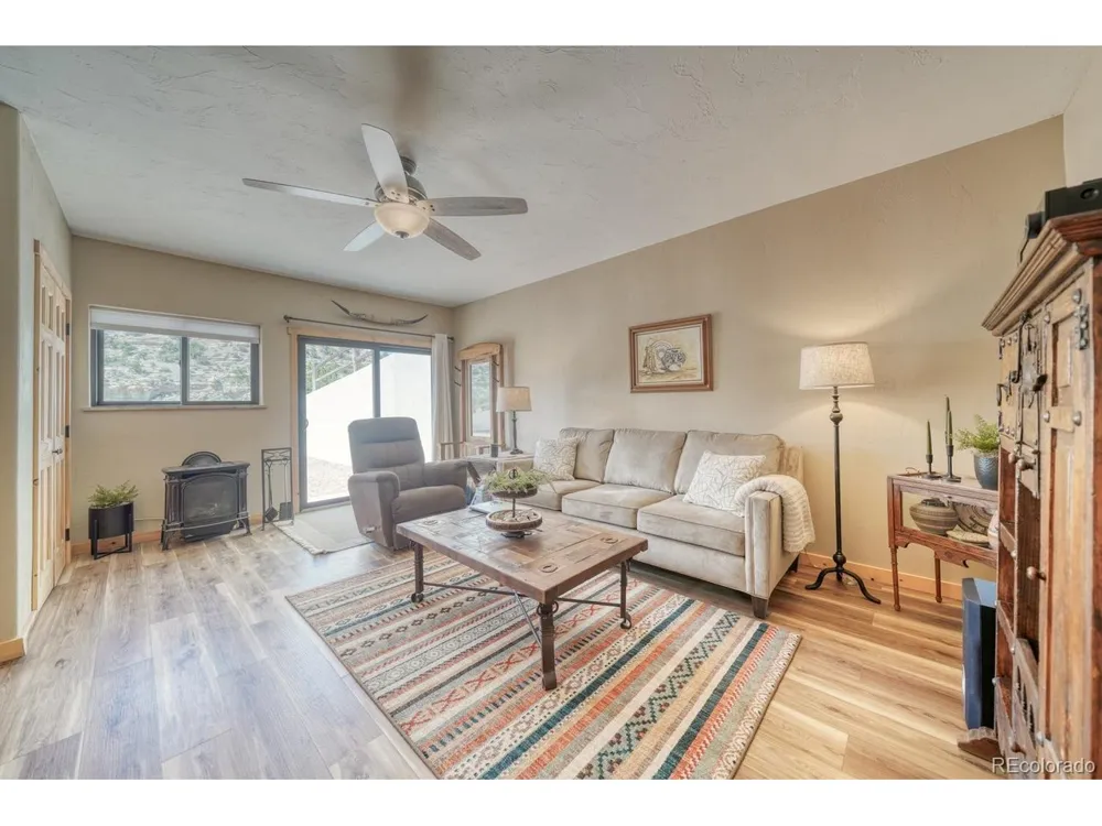 254 Bandito Trl Florence, CO 81226