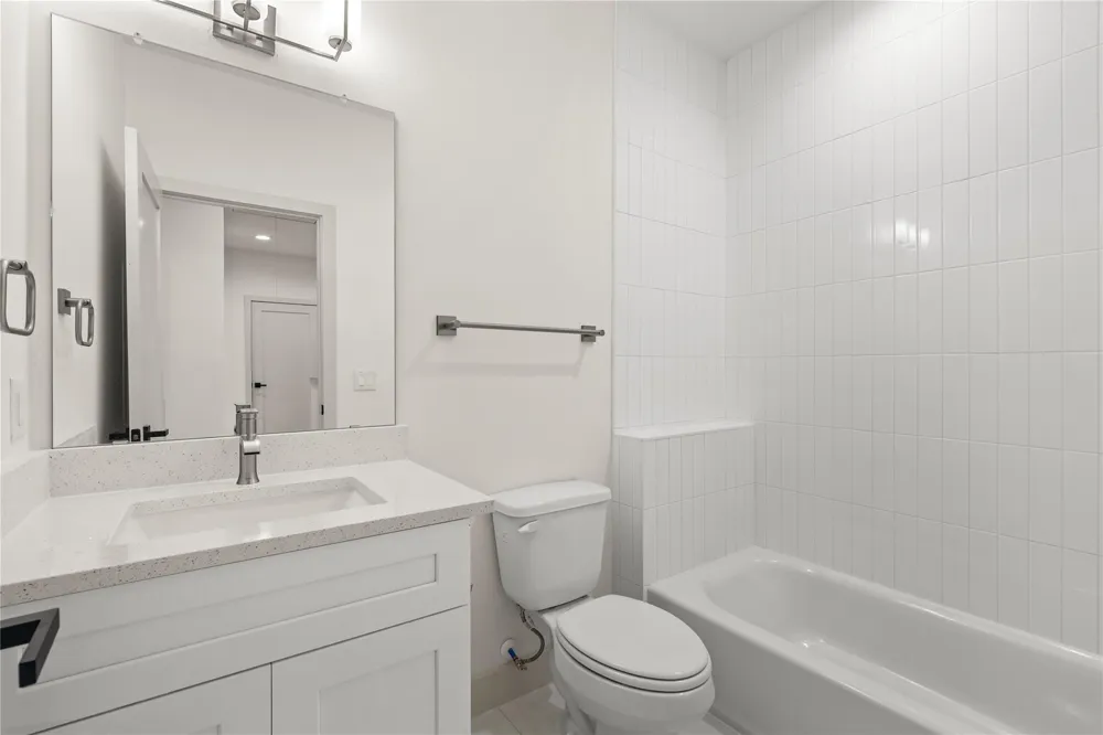 4007 Buffalo Moon Drive Houston, TX 77045
