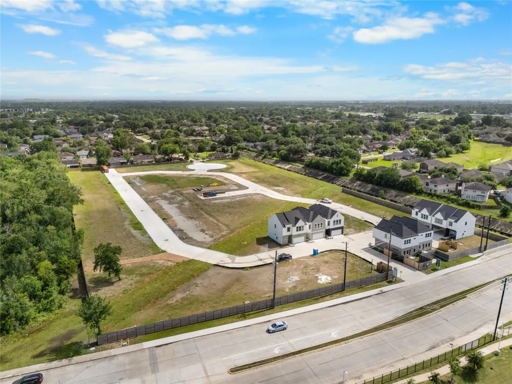 4007 Buffalo Moon Drive Houston, TX 77045