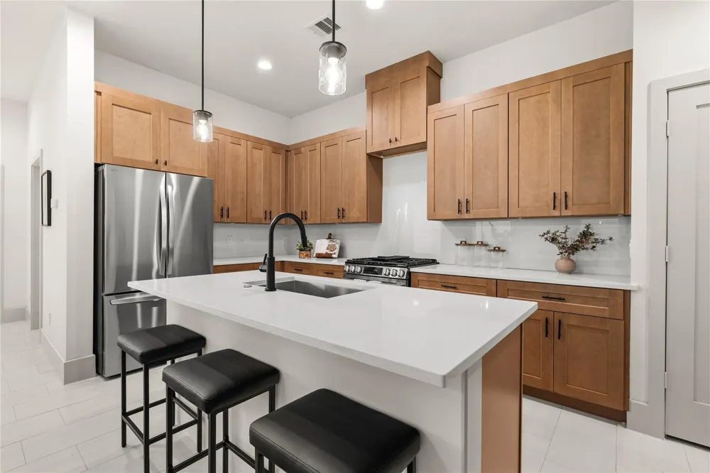 4007 Buffalo Moon Drive Houston, TX 77045