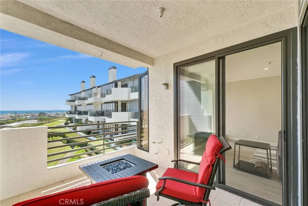 270 Cagney #207 Newport Beach, CA 92663