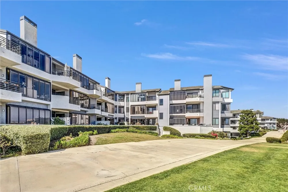 270 Cagney #207 Newport Beach, CA 92663