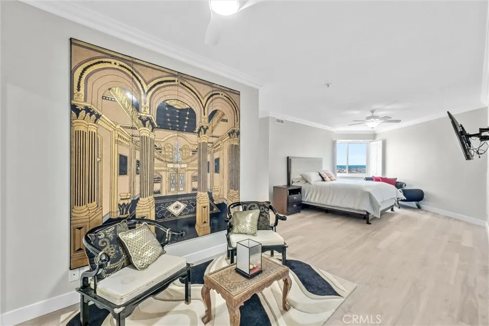 270 Cagney #207 Newport Beach, CA 92663