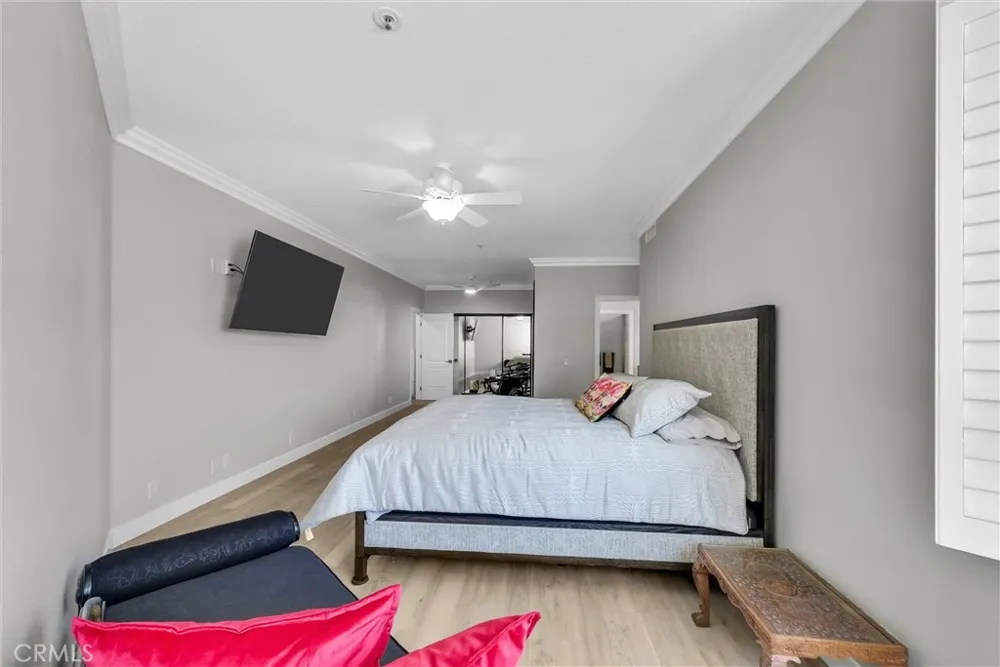 270 Cagney #207 Newport Beach, CA 92663