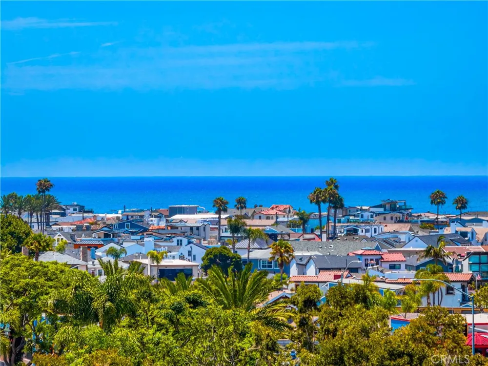 270 Cagney #207 Newport Beach, CA 92663