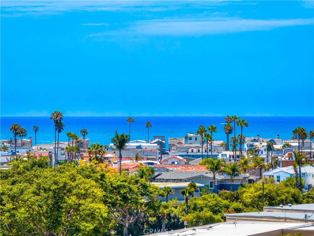 270 Cagney #207 Newport Beach, CA 92663