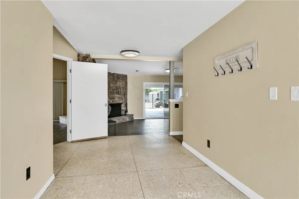 2550 W Rowland Avenue Anaheim, CA 92804