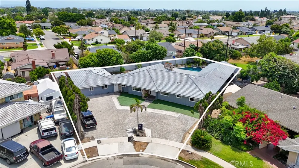 2550 W Rowland Avenue Anaheim, CA 92804