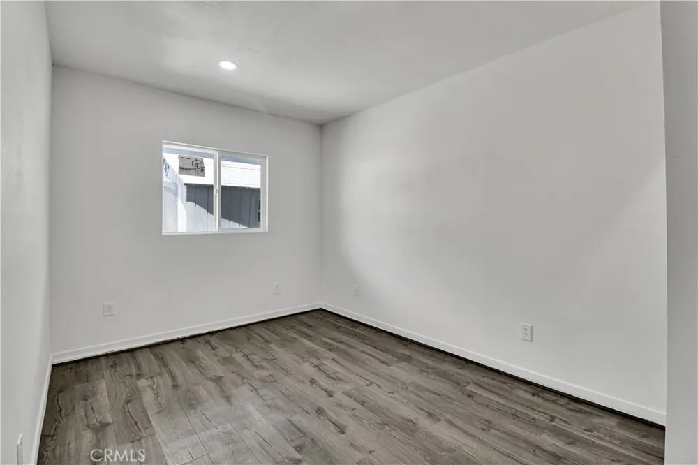 2550 W Rowland Avenue Anaheim, CA 92804