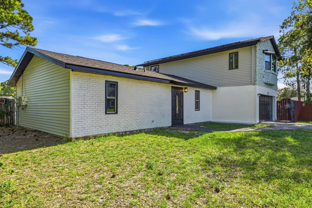 1640 SANDUSKY STREET SE Palm Bay, FL 32909