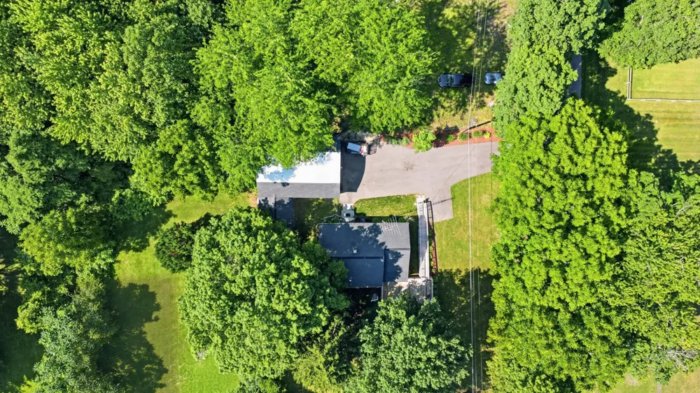 4136 Pier Road Hagar Township, MI 49022