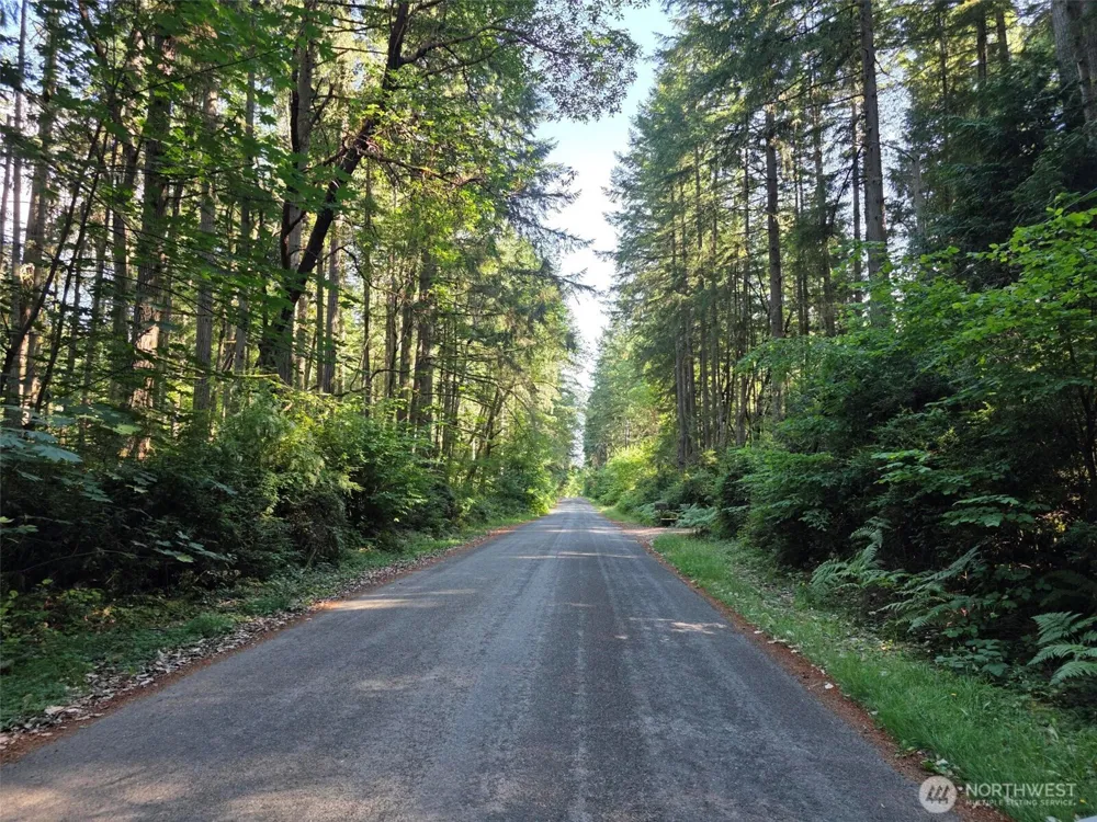 23601 Landers Road SW Vashon, WA 98070