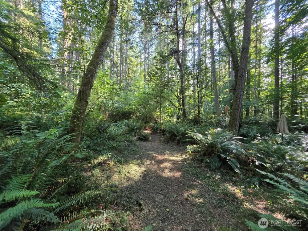 23601 Landers Road SW Vashon, WA 98070