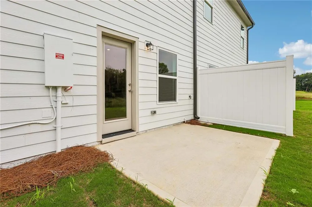 322 Dearborn Drive Cartersville, GA 30120