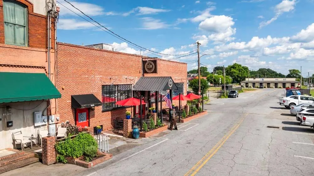 322 Dearborn Drive Cartersville, GA 30120