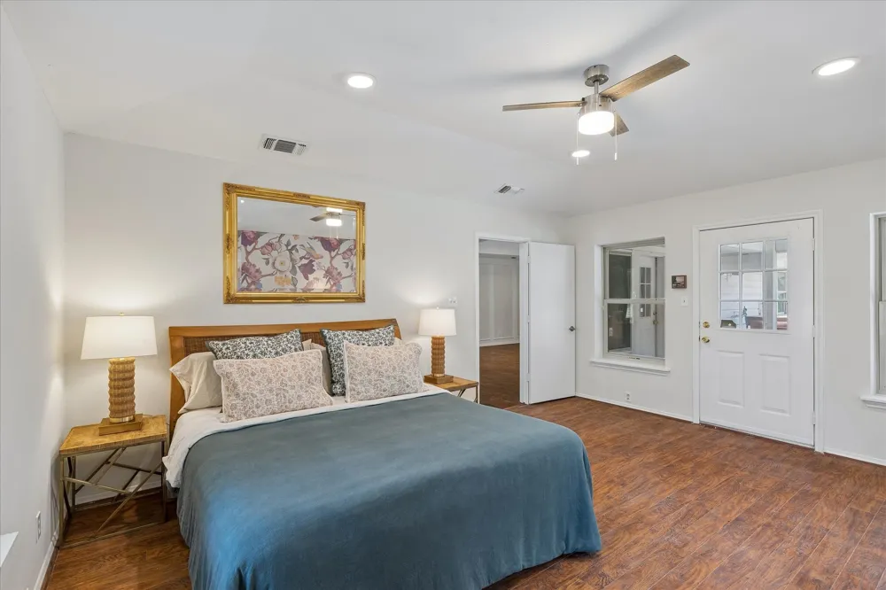 524 Oakridge Trail Copper Canyon, TX 75077