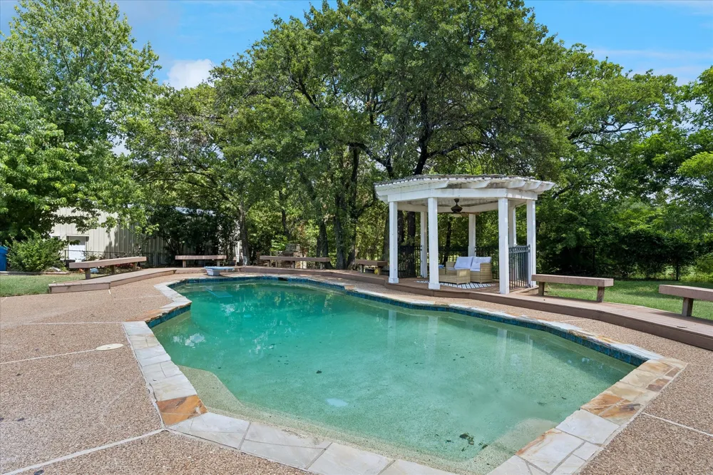 524 Oakridge Trail Copper Canyon, TX 75077