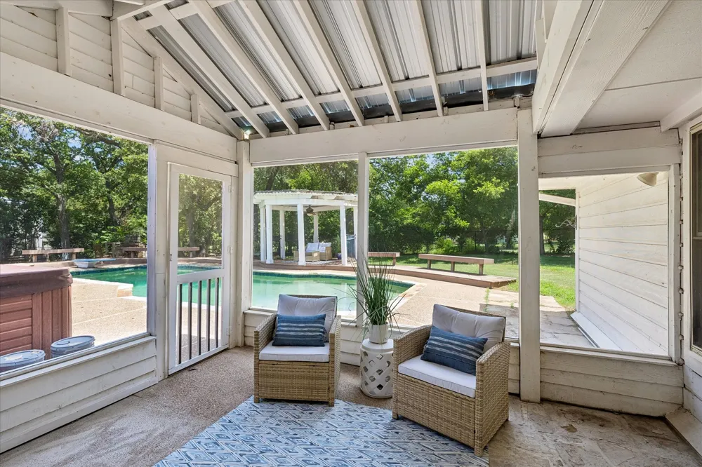 524 Oakridge Trail Copper Canyon, TX 75077