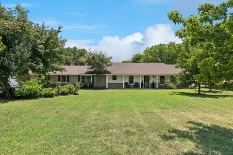 524 Oakridge Trail