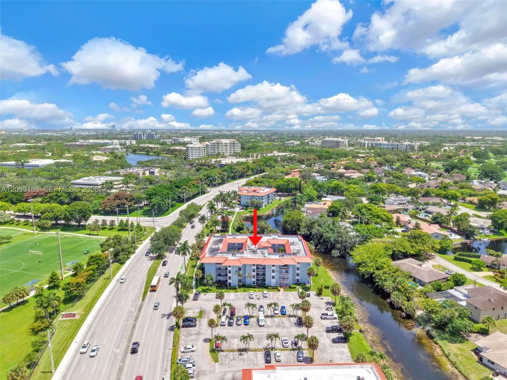 505 S Pine Island Rd #B102 Plantation, FL 33324