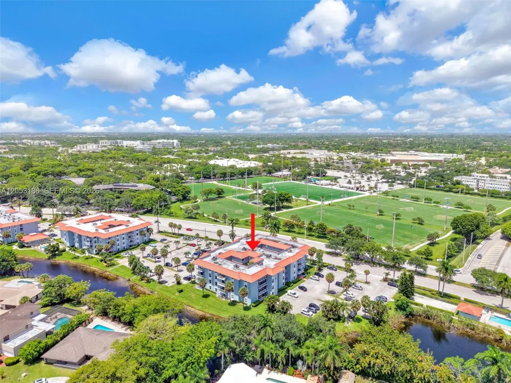 505 S Pine Island Rd #B102 Plantation, FL 33324