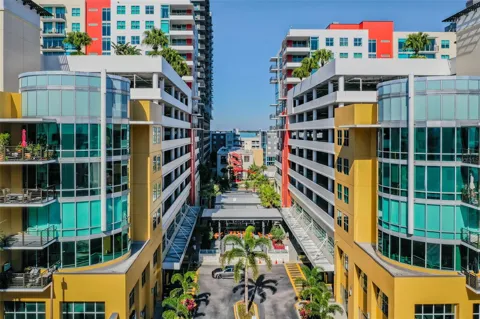 1120 E KENNEDY BOULEVARD #1030