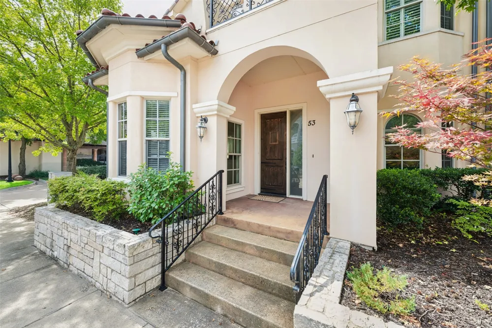53 Piazza Lane #110 Colleyville, TX 76034