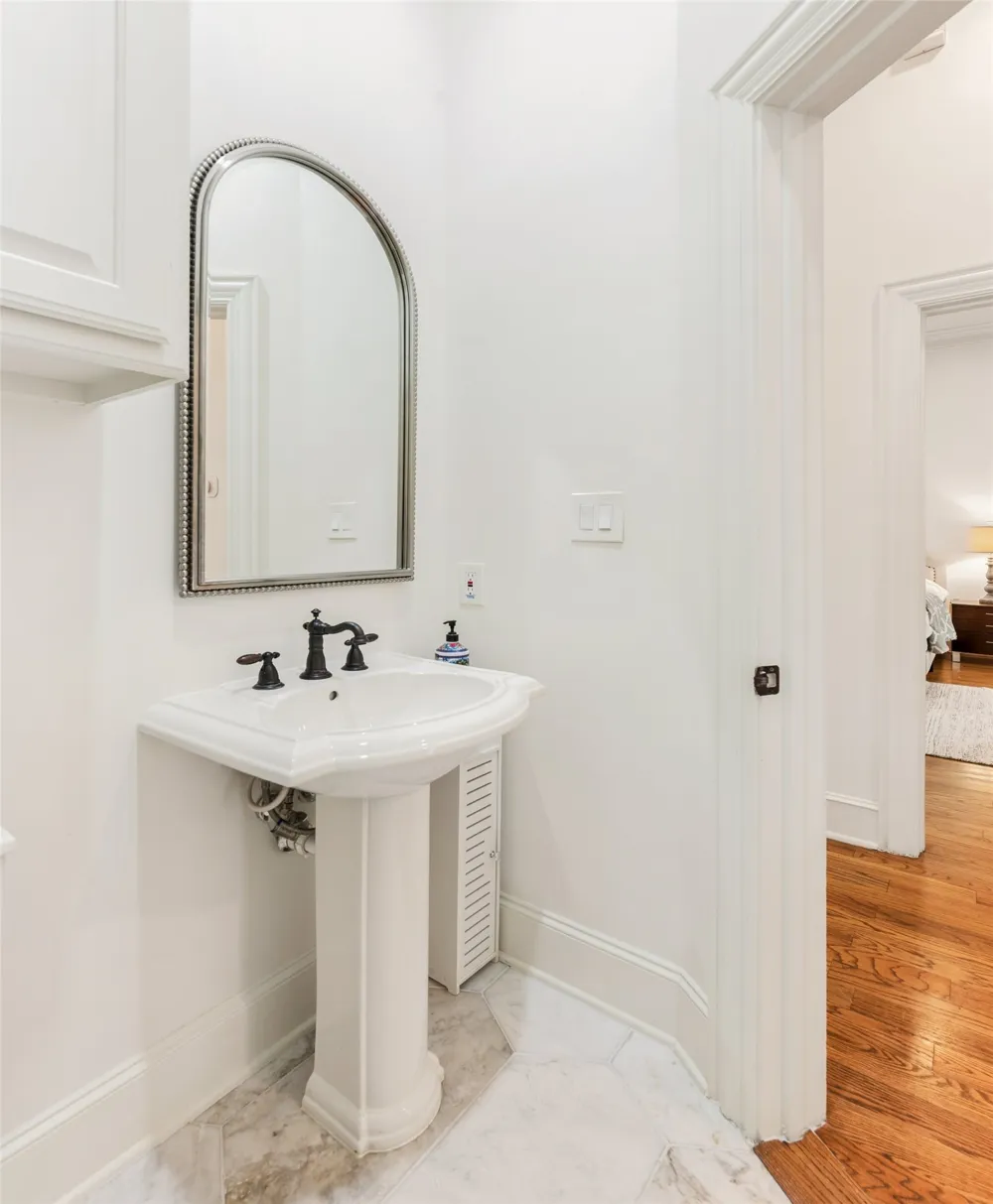 53 Piazza Lane #110 Colleyville, TX 76034