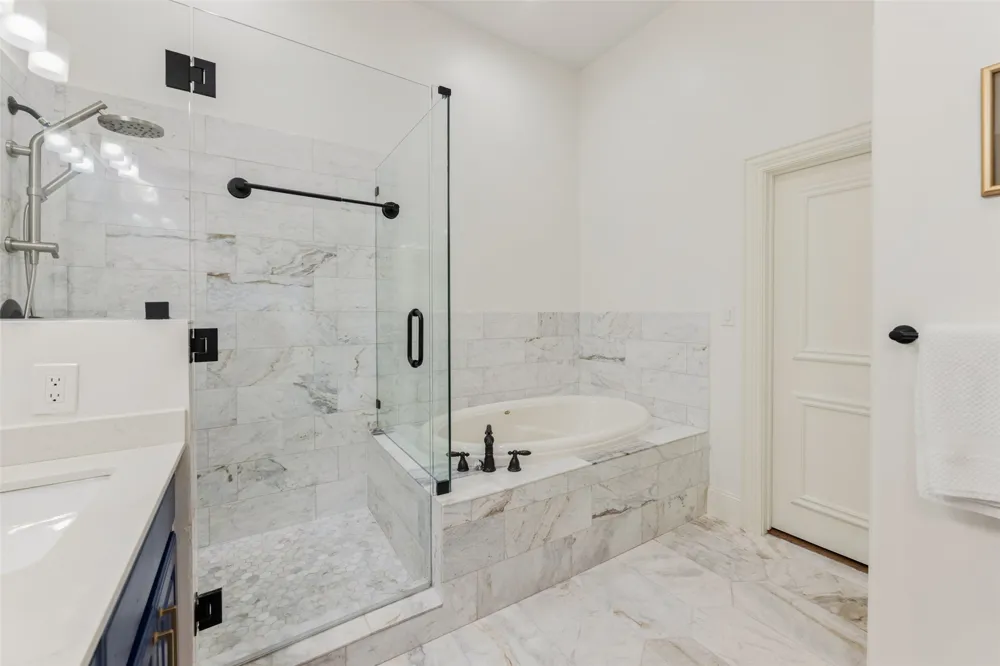 53 Piazza Lane #110 Colleyville, TX 76034
