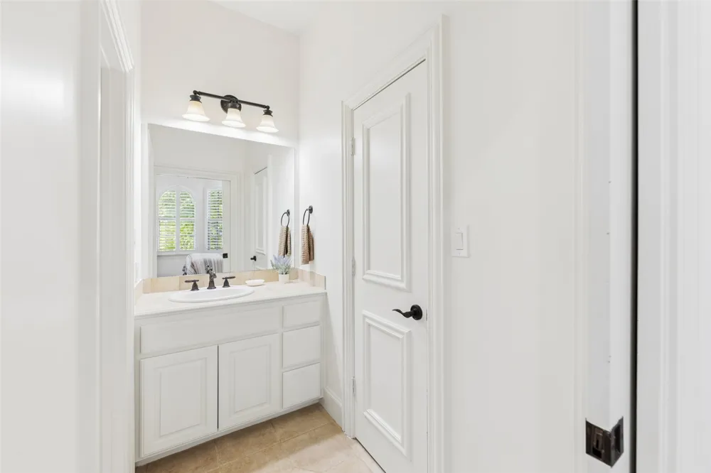53 Piazza Lane #110 Colleyville, TX 76034
