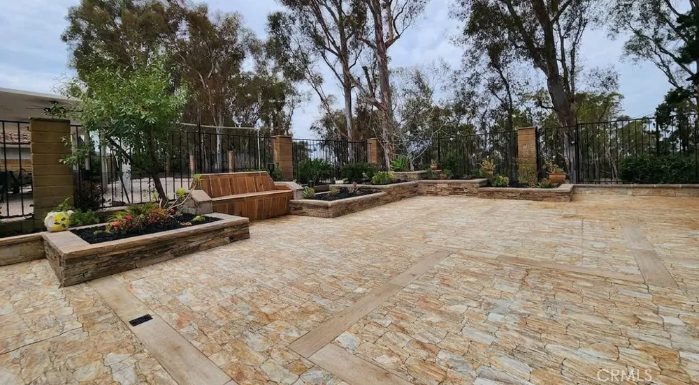 6573 E North View Drive Anaheim Hills, CA 92807