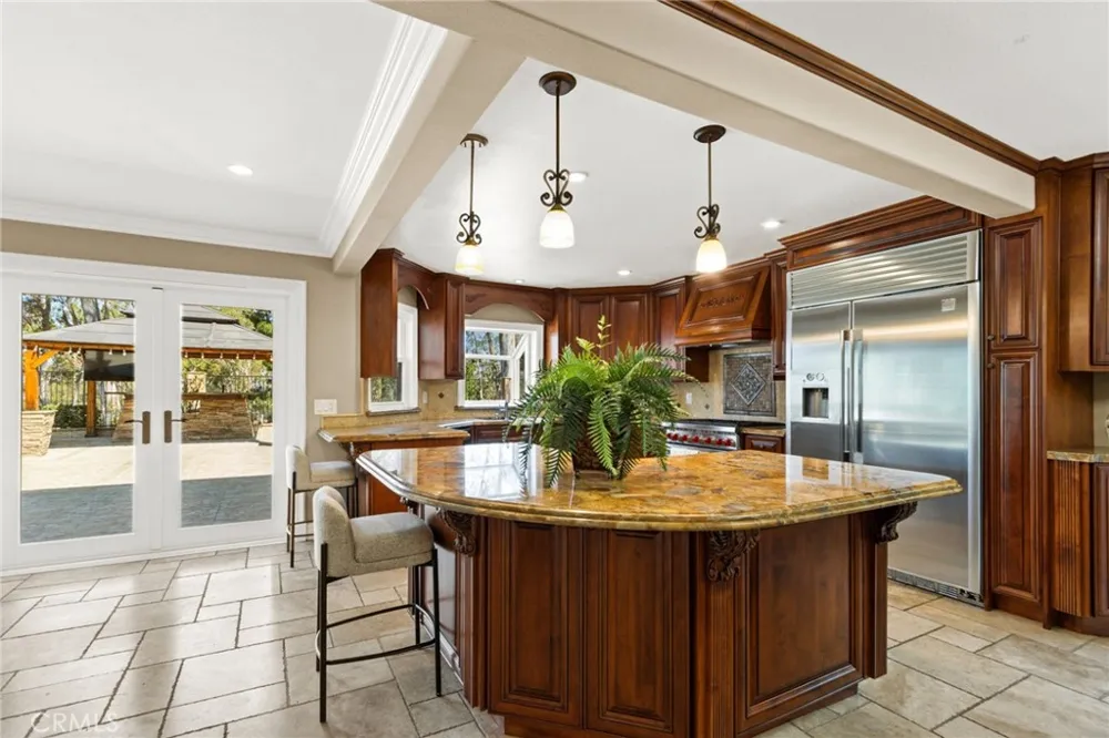 6573 E North View Drive Anaheim Hills, CA 92807